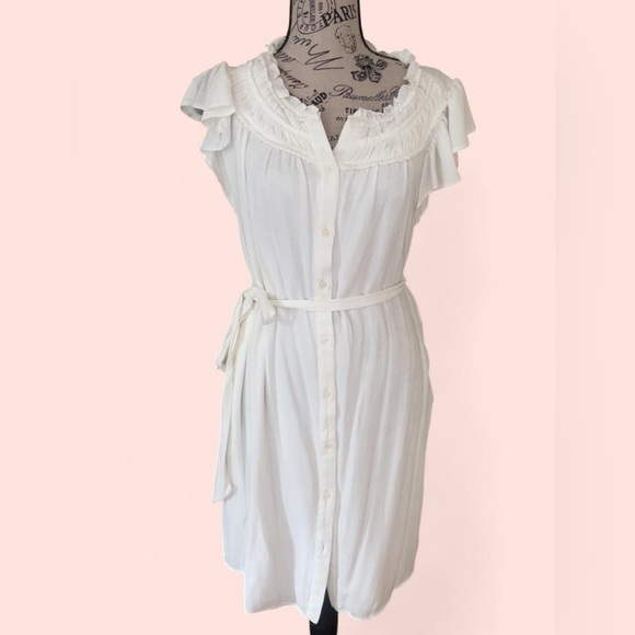 Chelsea & Theodore Dresses & Skirts - Chelsea & Theodore Cream Ruffled Blouse